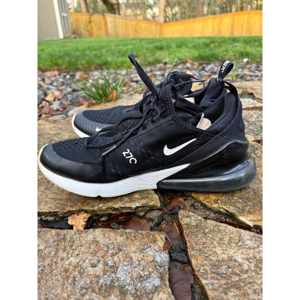 Nike Air Max 270 Men's Black White Athletic Sneakers Shoes AH8050-002 Size 9.5 - Picture 4 of 10